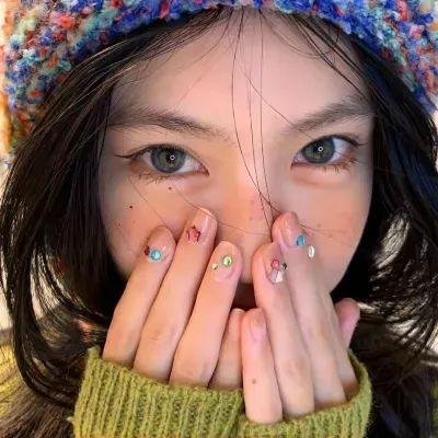 爱我是你的谎言